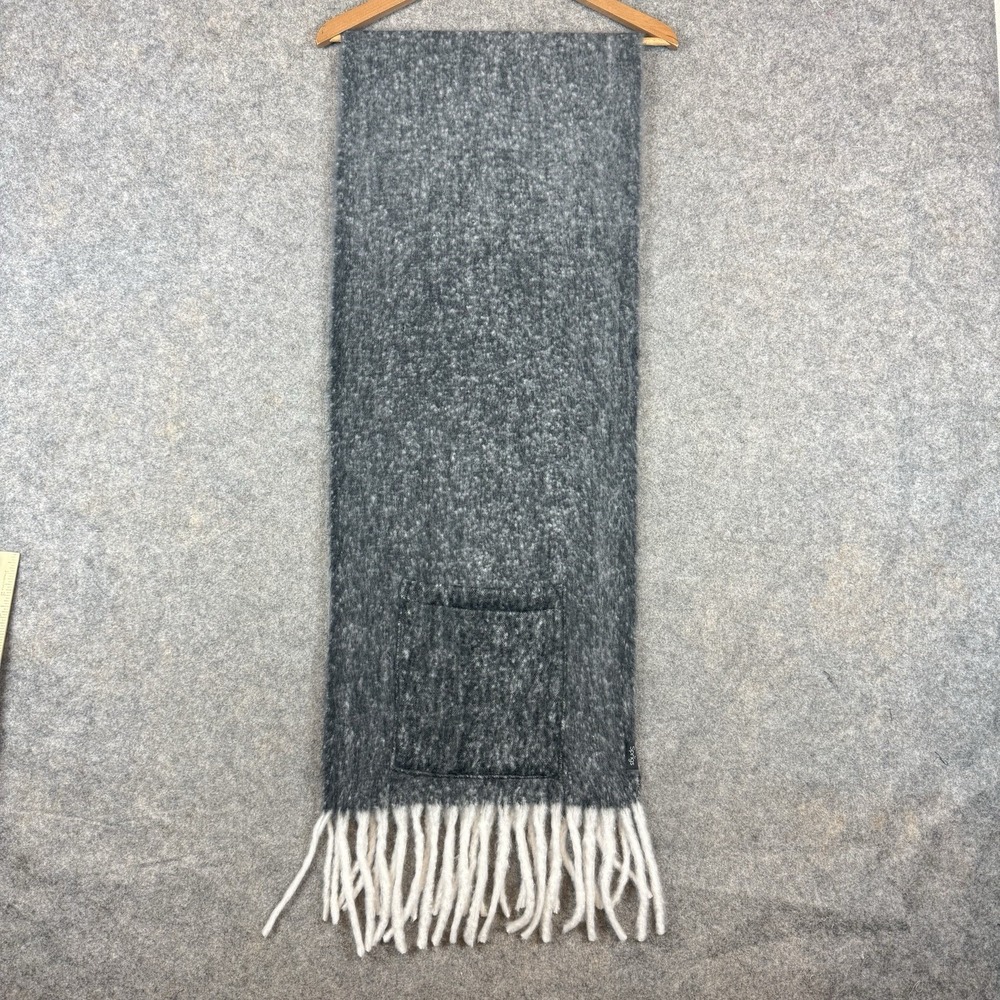 Sprigs Oversized Scarf Womens Gray Fuzzy Soft Drop In Pockets Fringe
